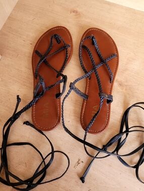 💙 MIA Wrap Sandals